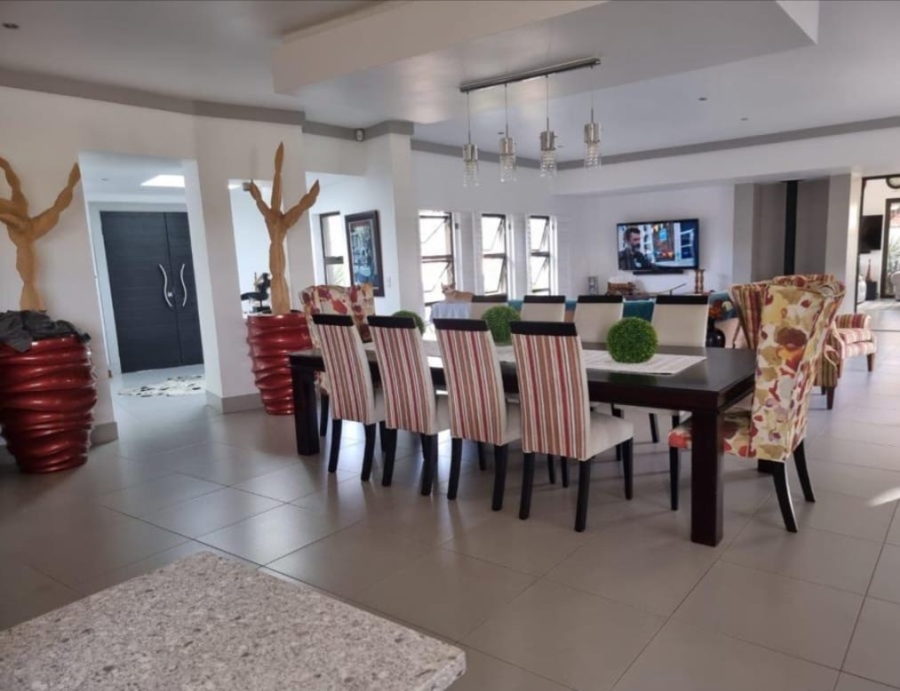 4 Bedroom Property for Sale in Wilkoppies North West